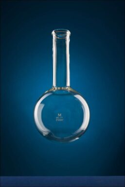 Round bottom flask with long neck - 250 ml