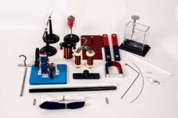 Alternative view of Trusa electricitate si magnetism